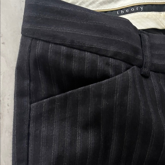 Theory Vintage Y2K Navy Blue Wool Pinstriped flared pants - Picture 7 of 8